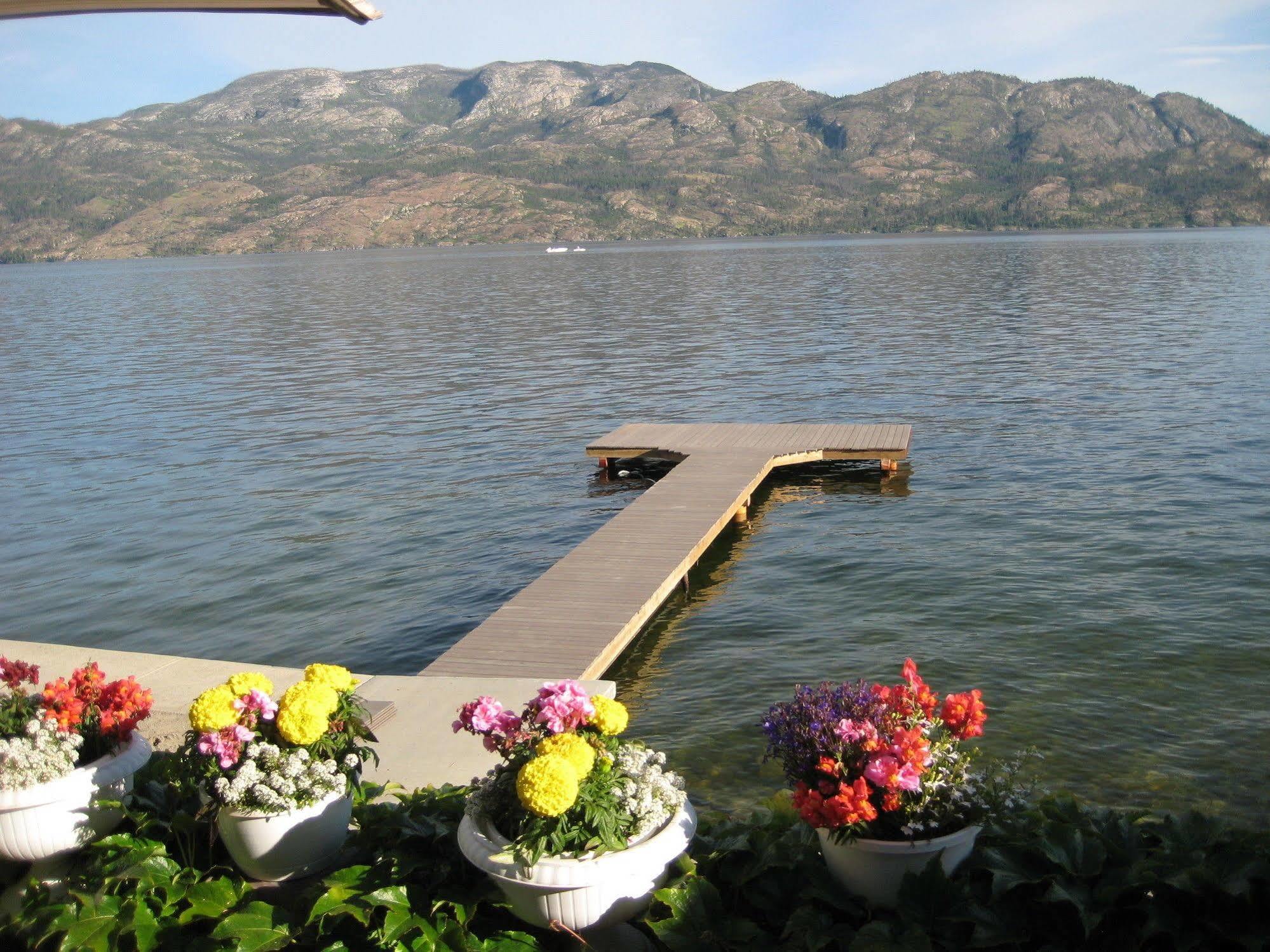 Seclusion Bay Resort Вест-Келовна Екстер'єр фото